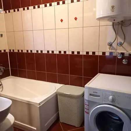 Matisse Airport * Ledine