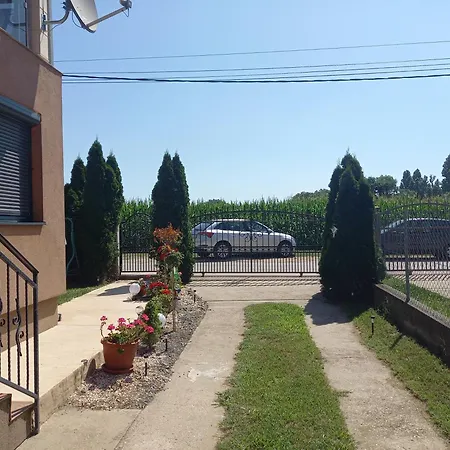 Matisse Airport Ledine