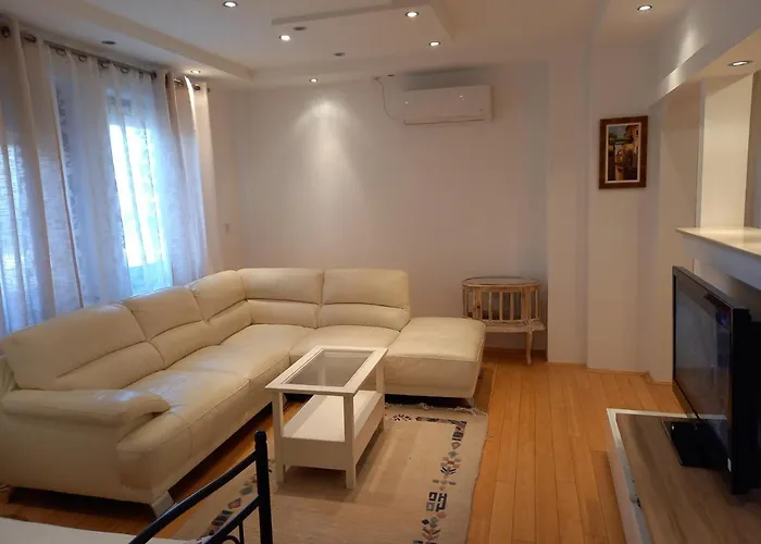 Matisse Airport * Ledine